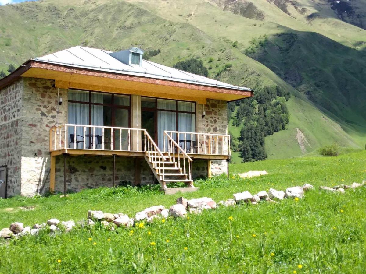 Hotel Terkhena Kazbegi Esterno foto